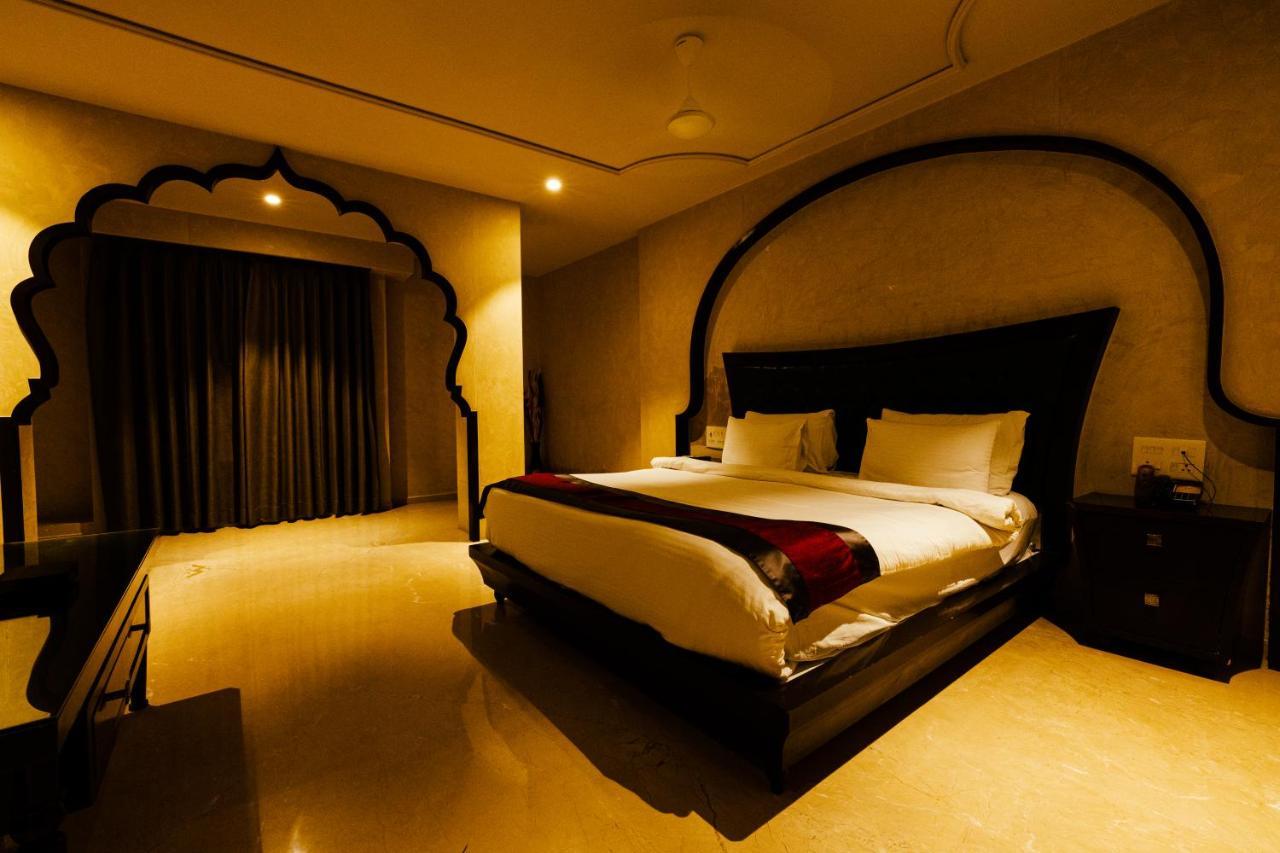 Hotel Brij Residency Top Selling , Lātūr المظهر الخارجي الصورة